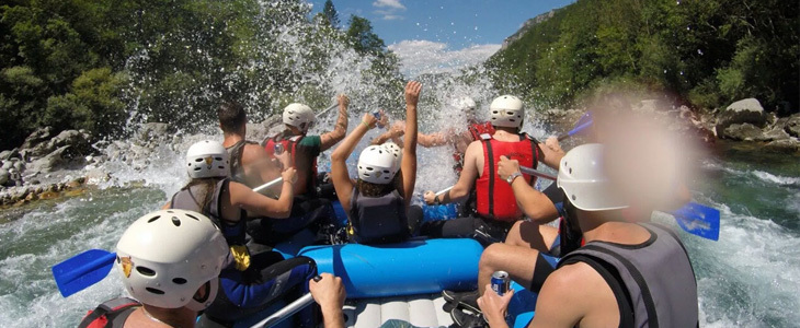 HUDA CENA za poletni adrenalinski oddih z raftingom na - Kuponko.si