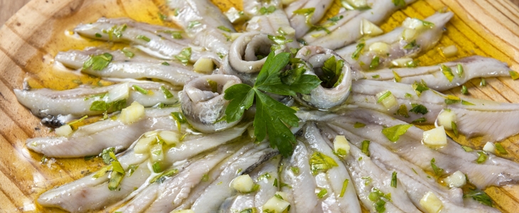 54% popust na dnevno svežo ribo z mediteransko prilogo - Kuponko.si