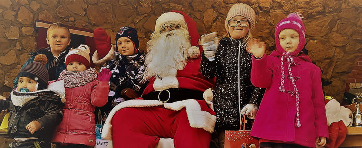 Do HUDA CENA za obisk Božička in obdarovanje otrok v go - Kuponko.si