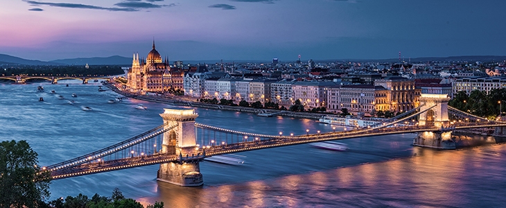 Oglejte si znamenitosti Budimpešte in prespite v butičn - Kuponko.si