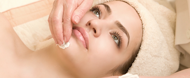 66% popust na vrhunsko pomlajevalno terapijo obraza z r - Kuponko.si