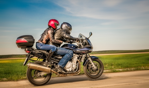 Do HUDA CENA za razburljivo doživetje - najem motorja Y - Kuponko.si