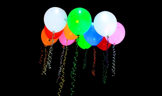 HUDA CENA na 5 balonov LED različnih barv za popestrite - Kuponko.si