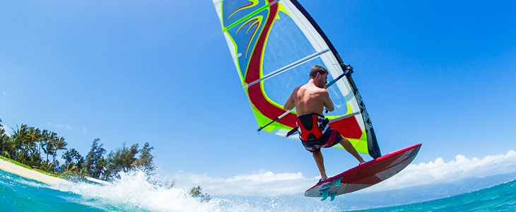 HUDA CENA na 4-urni intenzivni tečaj windsurfinga ali i - Kuponko.si