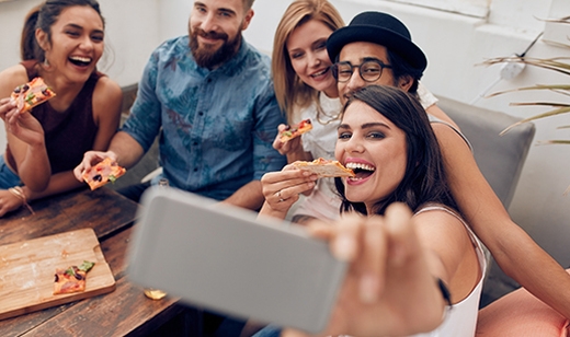 HUDA CENA na slastno mehiško ali kraško pizza (premer 3 - Kuponko.si