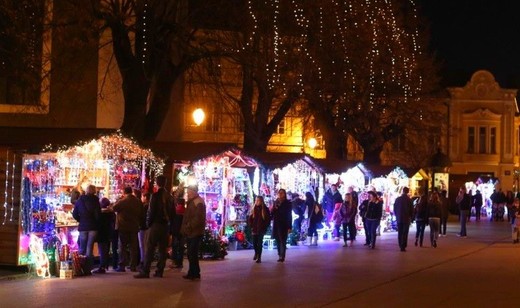 HUDA CENA za 1-dnevni izlet v predbožični Varaždin in K - Kuponko.si