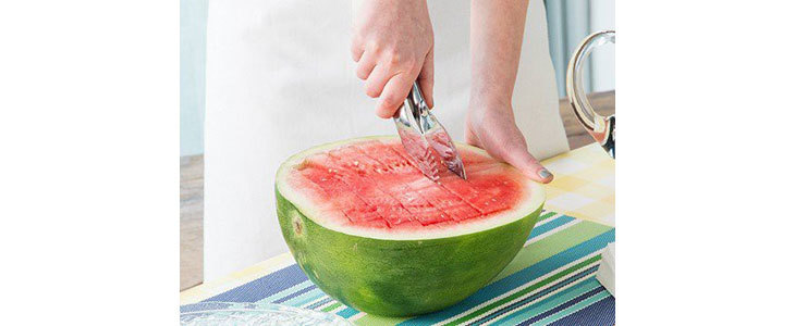 HUDA CENA na priročen nož za rezanje lubenic in melon! - Kuponko.si