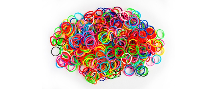 67% popust na 4200 raznobarvnih elastik za pletenje raz - Kuponko.si