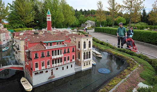 HUDA CENA za 2-dnevni nepozabni izlet v Legoland z goHo - Kuponko.si