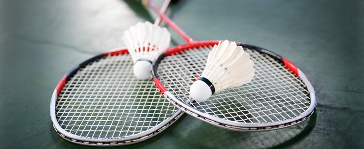 Do 52% popust na igralno uro badmintona za 2-4 osebe na - Kuponko.si