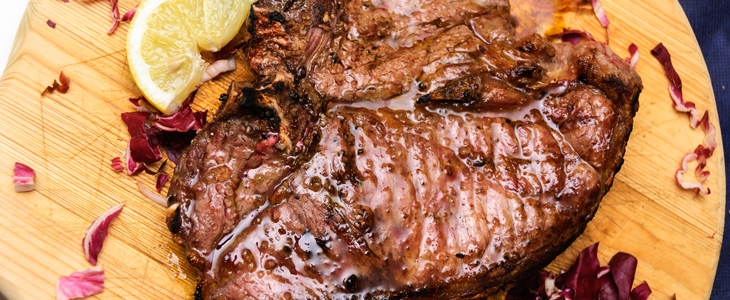 Gurmanski florentinski steak v priznani gostilni Sokol - Kuponko.si