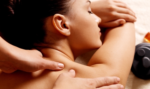 Do 62% popust na sproščujočo masažo hrbta ali masažo z - Kuponko.si