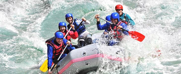Za adrenalinske navdušence! Rafting na slikoviti reki T - Kuponko.si