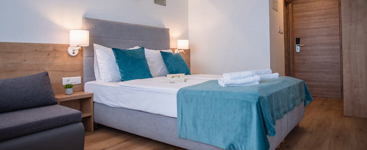 HUDA CENA za oddih v hotelu ob plaži z notranjim bazeno - Kuponko.si