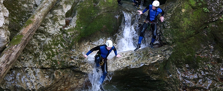 HUDA CENA za zabavno 3-4 urno canyoning avanturo po sot - Kuponko.si