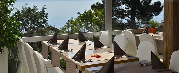 Mondena Opatija! HUDA CENA za pomladni oddih s pogledom - Kuponko.si