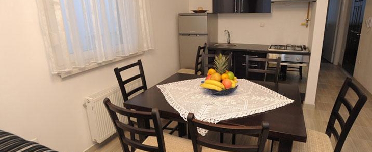 HUDA CENA za najem apartmaja z možnostjo kopanja v term - Kuponko.si