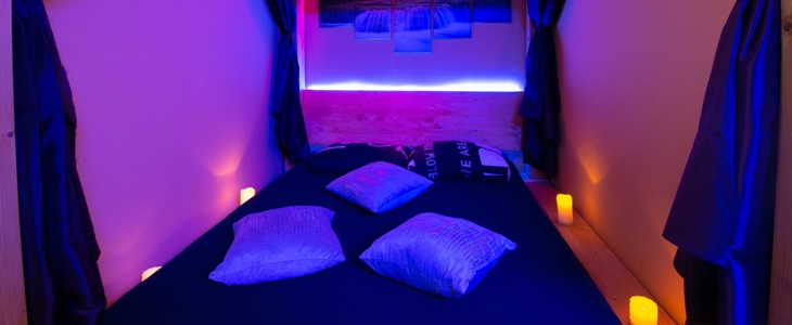 HUDA CENA na romantičen odklop z vključenim VIP zakupom - Kuponko.si