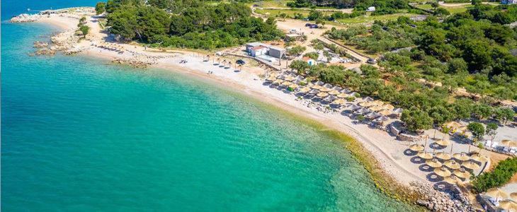 Otok Krk! HUDA CENA za oddih v hotelu z zunanjim bazeno - Kuponko.si