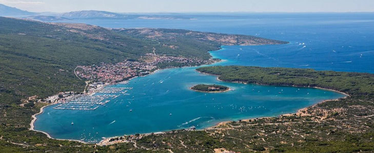 Otok Krk! HUDA CENA za oddih v hotelu z zunanjim bazeno - Kuponko.si