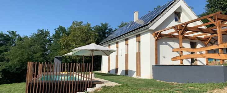 HUDA CENA za razvajanje v avtentičnih obnovljenih hiška - Kuponko.si