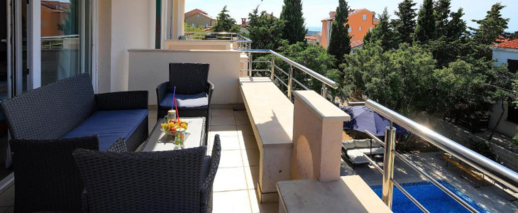 Otog Pag! HUDA CENA za bivanje v ekskluzivni apartmajsk - Kuponko.si