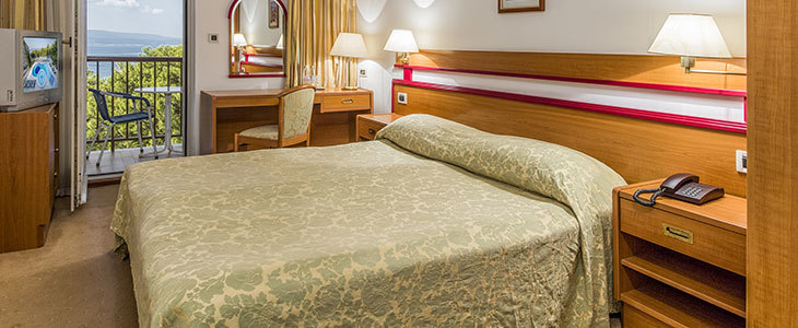 HUDA CENA za oddih s polpenzionom v hotelu z zunanjim i - Kuponko.si