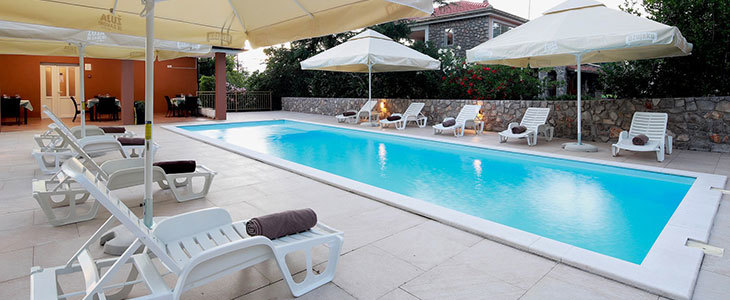 HUDA CENA za oddih s polpenzionom v hotelu ob plaži z o - Kuponko.si