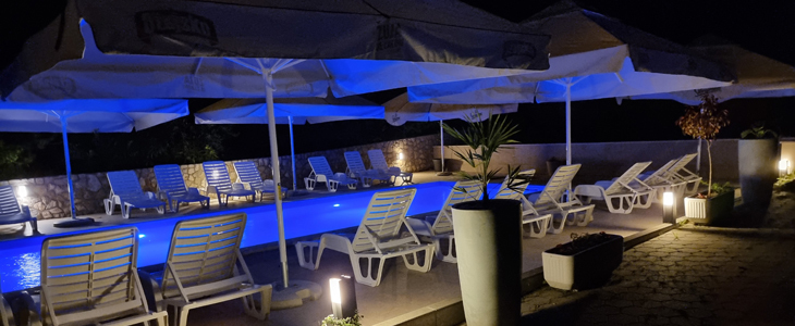 HUDA CENA za oddih s polpenzionom v hotelu ob plaži z o - Kuponko.si