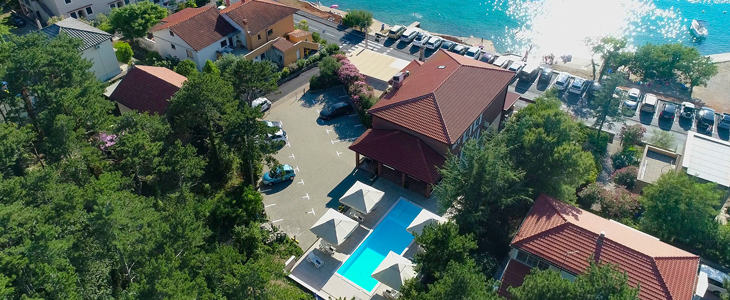 HUDA CENA za oddih s polpenzionom v hotelu ob plaži z o - Kuponko.si