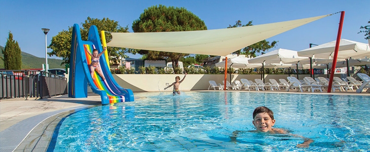 HUDA CENA za najem mobilne hiške v kampu z neskončnim b - Kuponko.si