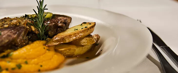 HUDA CENA za poletne počitnice s polpenzionom in zunanj - Kuponko.si