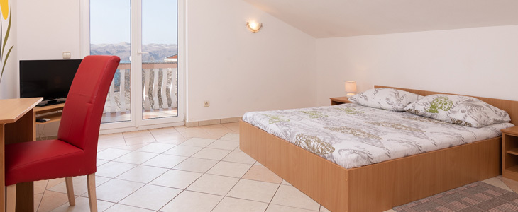HUDA CENA za oddih v modernih apartmajih z bazenom le n - Kuponko.si