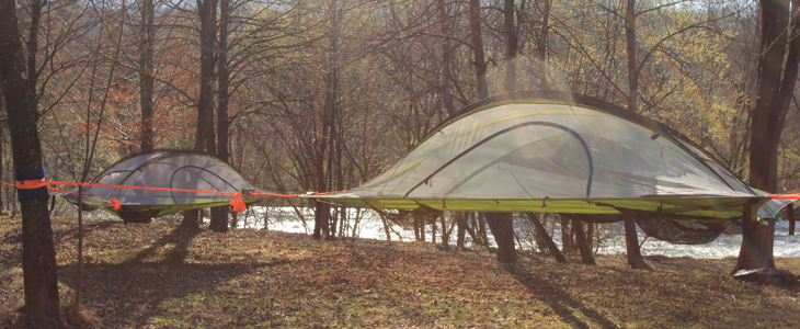 Oddih ob Kolpi! HUDA CENA na kampiranje v visečih šotor - Kuponko.si