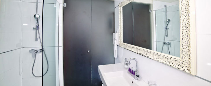 HUDA CENA za oddih v hotelu tik ob plaži s pogledom na - Kuponko.si