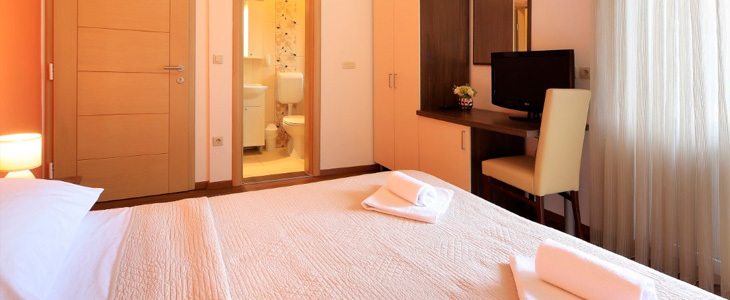 HUDA CENA za družinske počitnice v hotelu z zunanjim ba - Kuponko.si