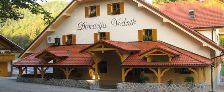 HUDA CENA za 2-urni VIP romantični zakup wellnessa z ja - Kuponko.si