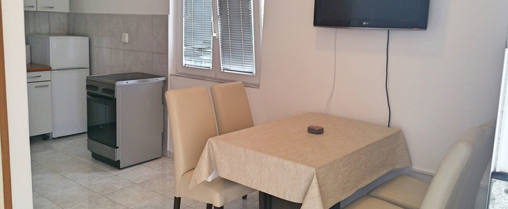 HUDA CENA za morski oddih v modernih apartmajih s teras - Kuponko.si