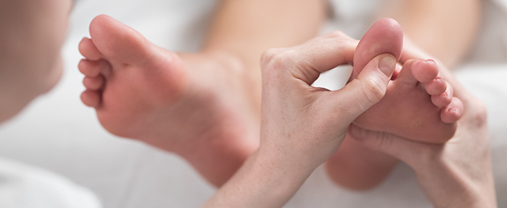 75-minutna zahtevna medicinska pedikura - Kuponko.si