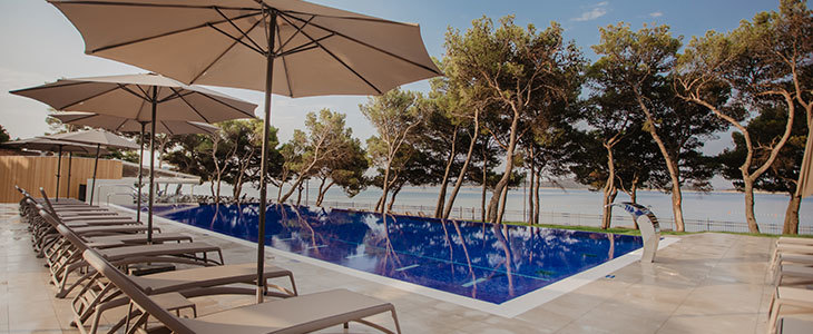 HUDA CENA za all inclusive light oddih v hotelu tik ob - Kuponko.si