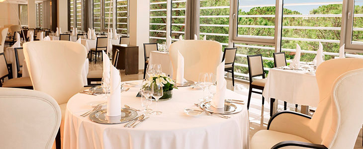 TOPLA JESEN! HUDA CENA za elitni hotel z bazeni s pramo - Kuponko.si