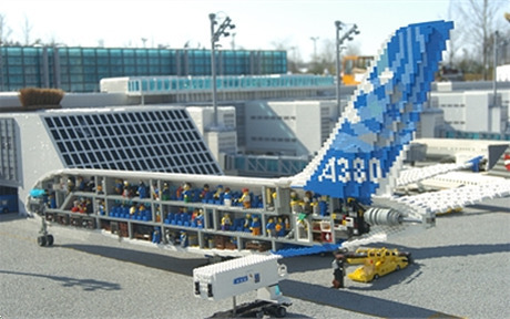 HUDA CENA za enodnevni izlet v nemški Legoland z vstopn - Kuponko.si
