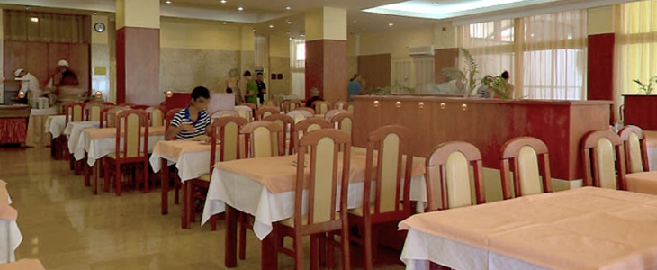 Dalmacija septembra! -50%  za all inclusive ali polpenz - Kuponko.si