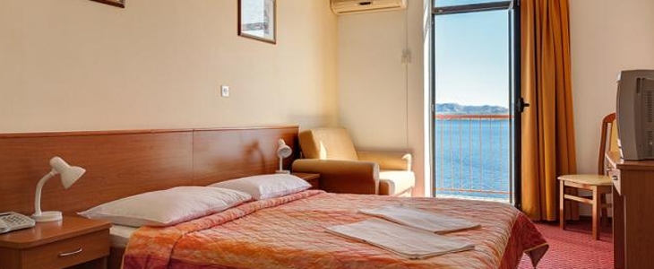 Dalmacija septembra! -50%  za all inclusive ali polpenz - Kuponko.si