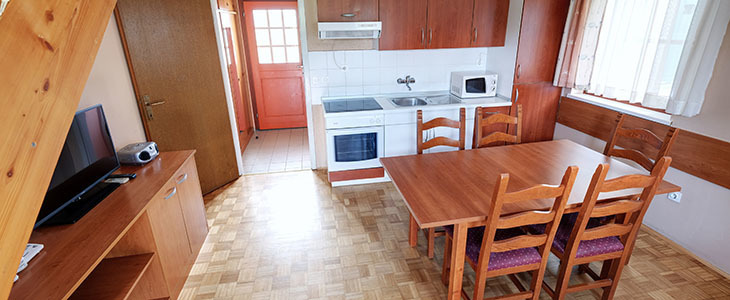 HUDA CENA za oddih v Superior apartmajih s kopanjem na  - Kuponko.si