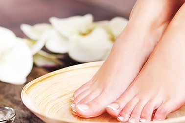 SPA pedikura z vključeno masažo, 75 min SPA pedikura z vključeno masažo, 75 min