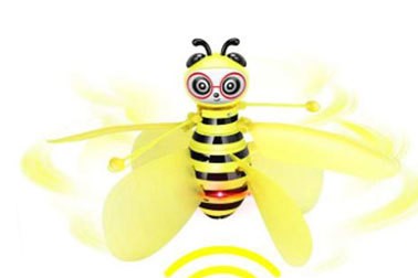 ST TIM, LETEČA IGRAČA ČEBELICA BEE ST TIM, LETEČA IGRAČA ČEBELICA BEE