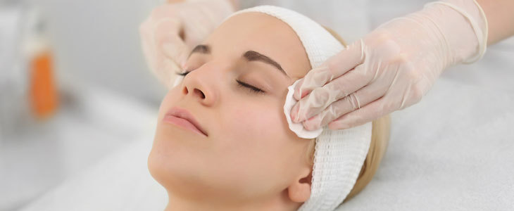 Kozmetični salon Magic: nega z diamantnim pilingom - Kuponko.si