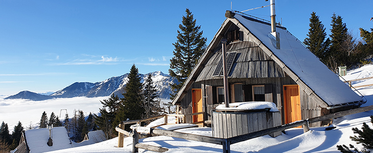 Velika planina resort, najem pristne koče - Kuponko.si
