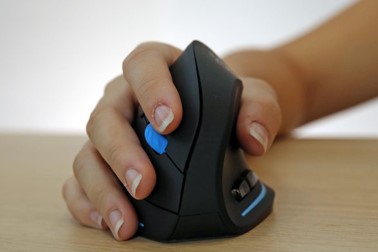 Vertikalna ergonomska brezžična miška, USB sprejemnik Vertikalna ergonomska brezžična miška, USB sprejemnik